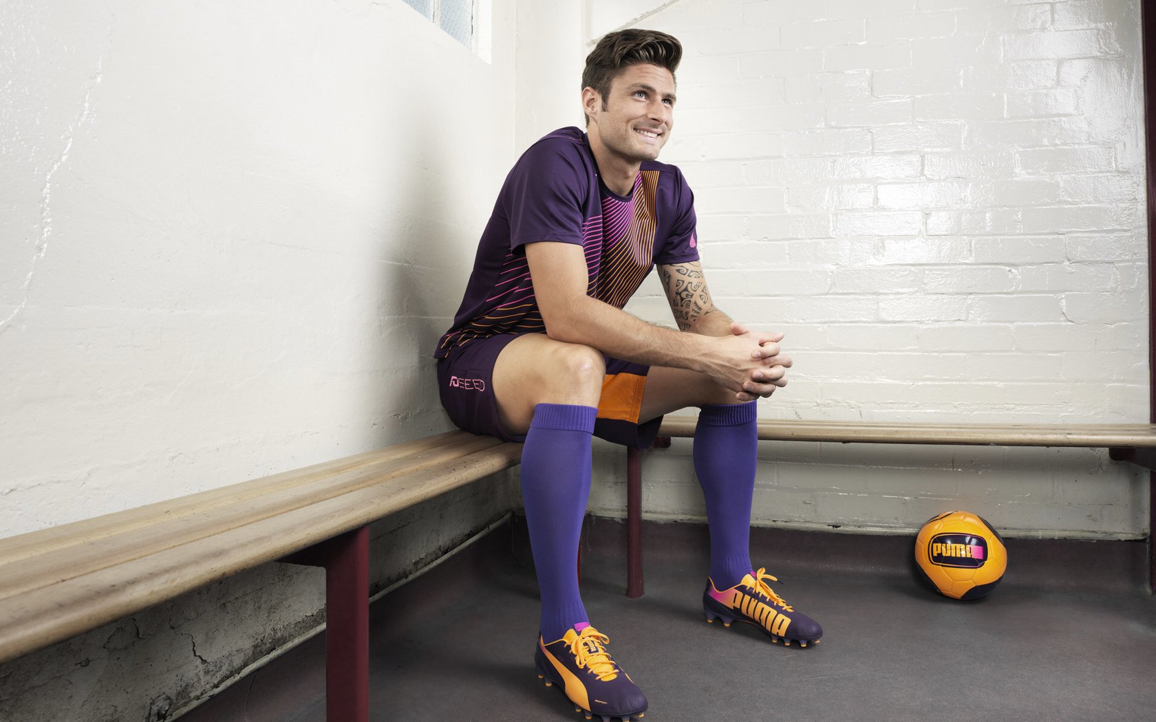 从转会窗看：今年欧洲豪门“补强”策略分析